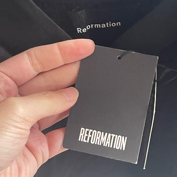 NEW Reformation Delilah Tie-Shoulder Top Rayon Viscose Linen Feel Strappy Sz 12 - Picture 6 of 10